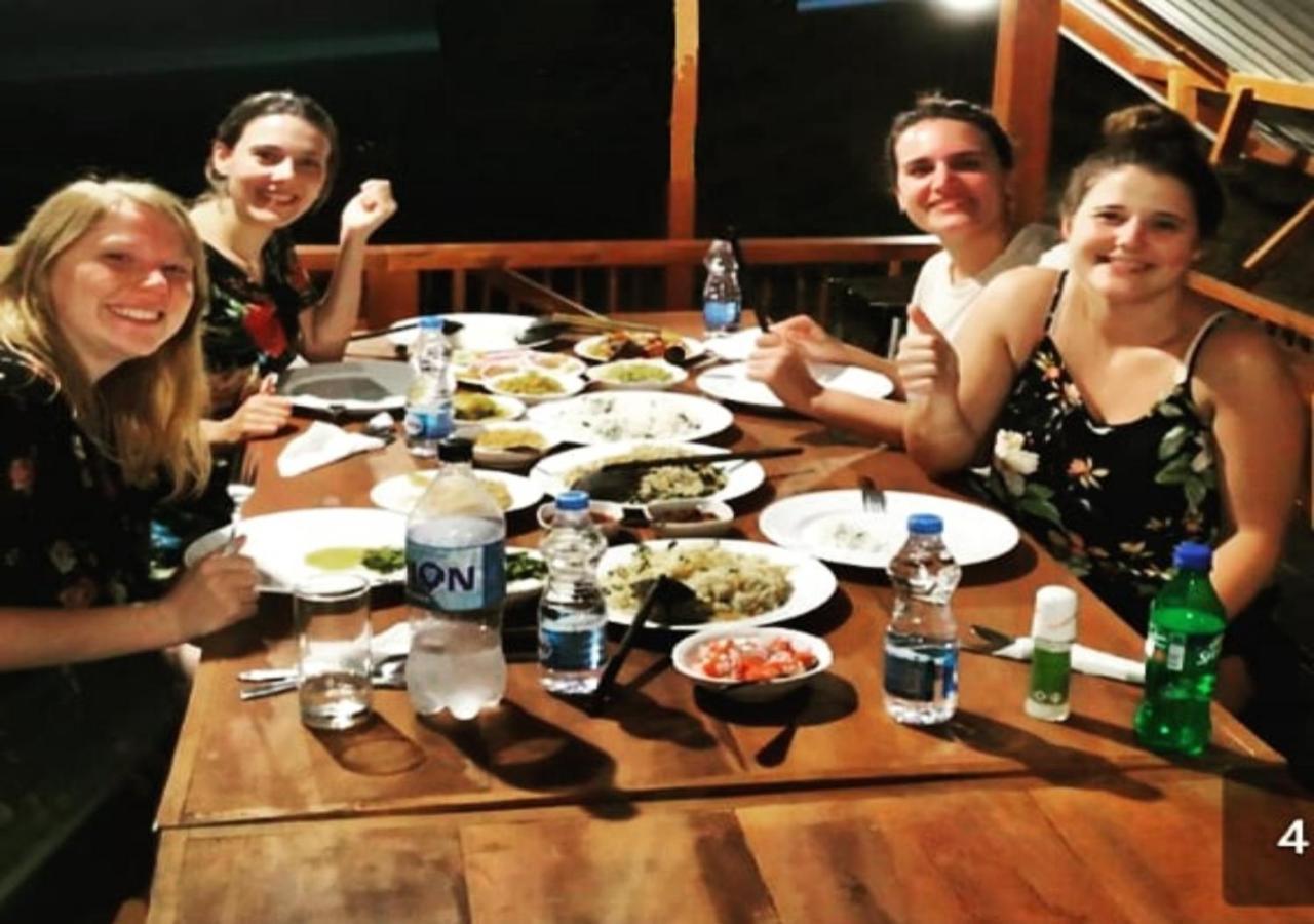 Cinnamon Village Sinharaja Deniyaya Ngoại thất bức ảnh