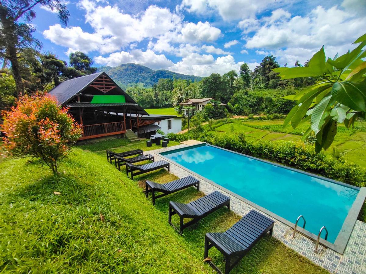 Cinnamon Village Sinharaja Deniyaya Ngoại thất bức ảnh