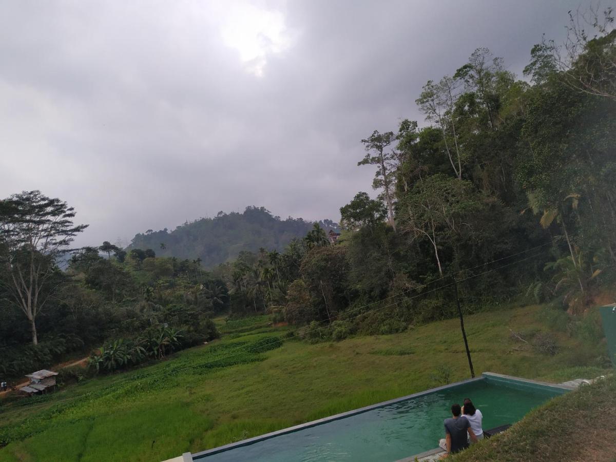 Cinnamon Village Sinharaja Deniyaya Ngoại thất bức ảnh